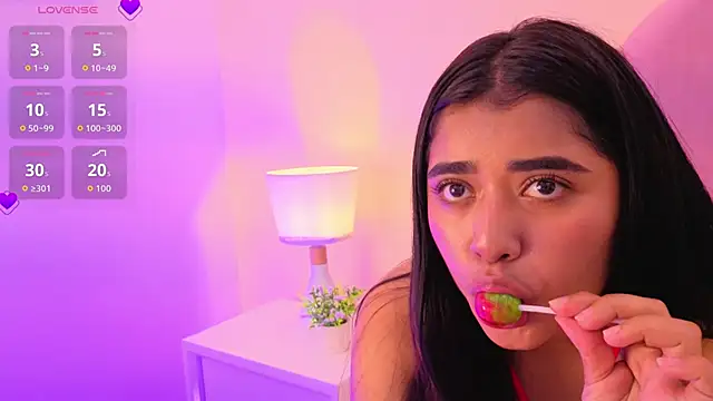 Snapshot of Sophiia_77 chatting on November 2025 09:13:02 PM Sophiia 77 online show from November 2025 09:13:02 PM