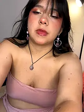 Snapshot of _Bella_7 chatting on November 2025 03:06:02 AM Bella 7 online show from November 2025 03:06:02 AM