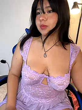 Snapshot of _Bella_7 chatting on December 2025 02:52:01 AM Bella 7 online show from December 2025 02:52:01 AM