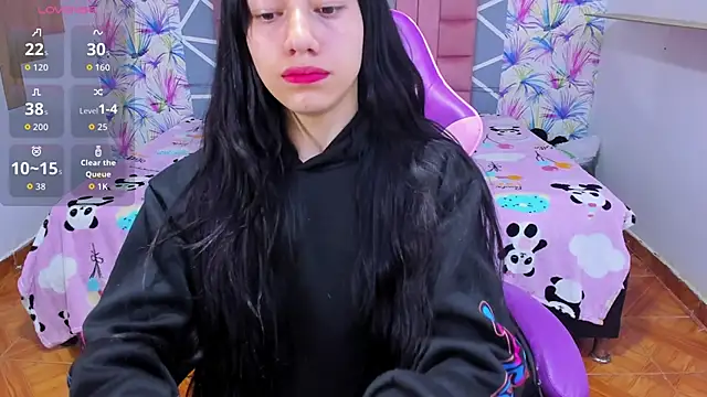 Snapshot of AdelaidaManson18 chatting on November 2025 03:20:02 AM AdelaidaManson18 online show from November 2025 03:20:02 AM