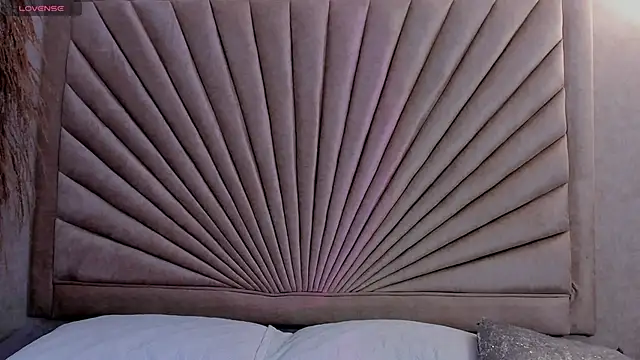 Snapshot of Emma_duff chatting on November 2025 11:56:02 AM Emma duff online show from November 2025 11:56:02 AM