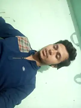 Snapshot of maxmishra18 chatting on November 2025 06:18:02 AM maxmishra18 online show from November 2025 06:18:02 AM