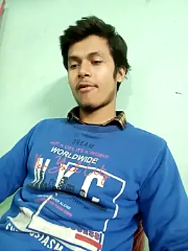 Snapshot of maxmishra18 chatting on November 2025 09:22:01 AM maxmishra18 online show from November 2025 09:22:01 AM