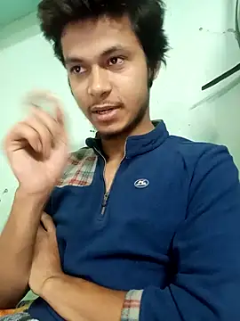 Snapshot of maxmishra18 chatting on December 2025 03:44:02 AM maxmishra18 online show from December 2025 03:44:02 AM