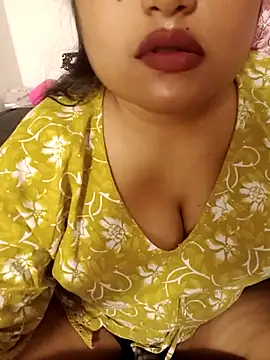 Snapshot of Cuty-Lina chatting on November 2025 12:49:01 PM Cuty-Lina online show from November 2025 12:49:01 PM