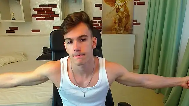 Snapshot of BradyFlint chatting on November 2025 06:03:01 AM BradyFlint online show from November 2025 06:03:01 AM