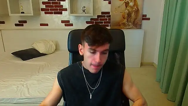 Snapshot of BradyFlint chatting on November 2025 09:53:01 AM BradyFlint online show from November 2025 09:53:01 AM