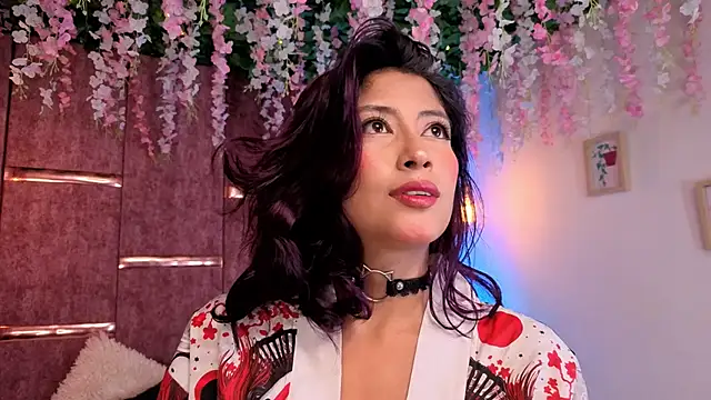 Snapshot of Rynka_ chatting on November 2025 03:38:02 AM Rynka online show from November 2025 03:38:02 AM