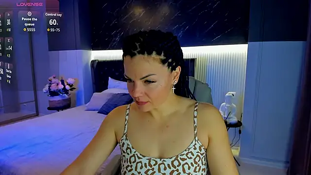 Snapshot of Maya_Levin chatting on November 2025 01:05:01 AM Maya Levin online show from November 2025 01:05:01 AM