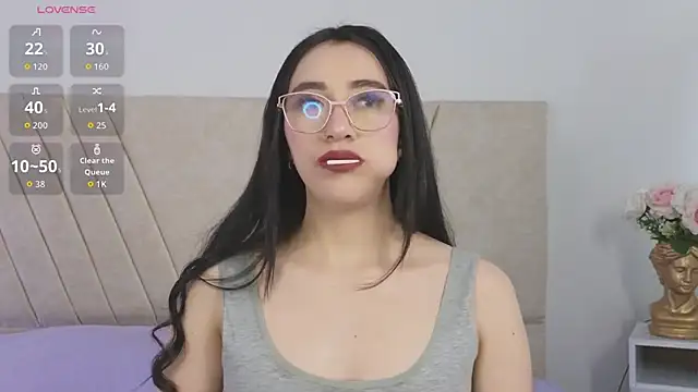 Snapshot of GabbieHill chatting on November 2025 08:09:01 PM GabbieHill online show from November 2025 08:09:01 PM