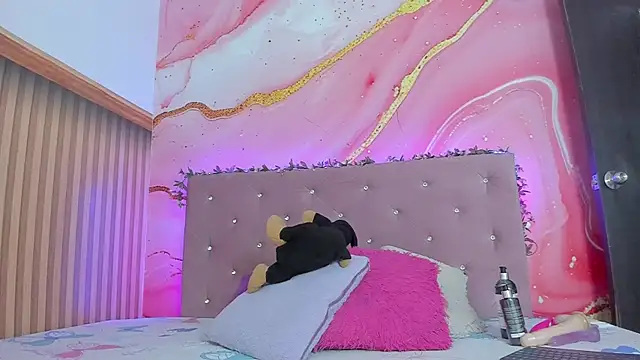 Snapshot of mia__blaze__ chatting on October 2025 03:29:02 AM mia blaze online show from October 2025 03:29:02 AM