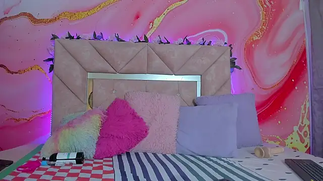 Snapshot of mia__blaze__ chatting on November 2025 03:06:02 AM mia blaze online show from November 2025 03:06:02 AM