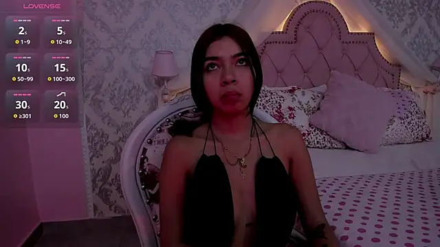 GabrielaSuarez online show from November 2025 02:30:01 PM