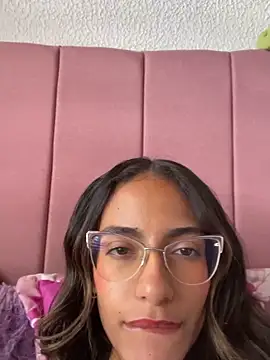 Snapshot of elegant__rouse chatting on December 2025 08:04:02 PM elegant rouse online show from December 2025 08:04:02 PM