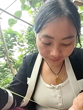 Snapshot of Sinhlinh2020 chatting on November 2025 08:46:01 AM Sinhlinh2020 online show from November 2025 08:46:01 AM