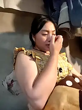 Snapshot of Sinhlinh2020 chatting on November 2025 01:44:02 PM Sinhlinh2020 online show from November 2025 01:44:02 PM