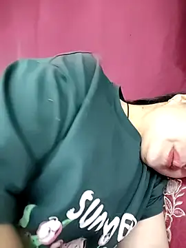 Snapshot of Sinhlinh2020 chatting on November 2025 01:22:01 PM Sinhlinh2020 online show from November 2025 01:22:01 PM