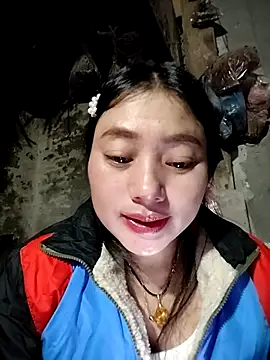 Snapshot of Sinhlinh2020 chatting on November 2025 12:41:02 PM Sinhlinh2020 online show from November 2025 12:41:02 PM