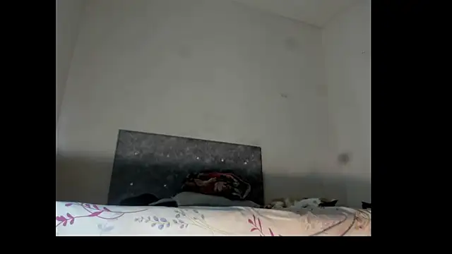 Snapshot of bad_girl_xxx chatting on December 2025 10:58:01 PM bad girl xxx online show from December 2025 10:58:01 PM