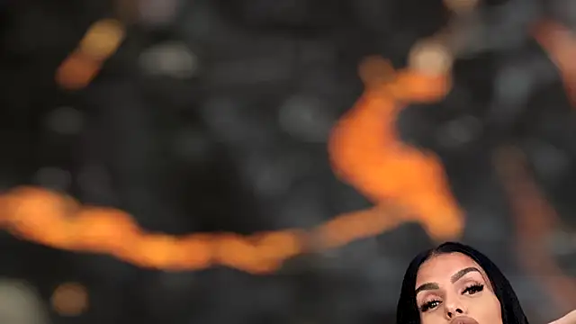 Snapshot of KimWilmes chatting on October 2025 02:50:01 PM KimWilmes online show from October 2025 02:50:01 PM