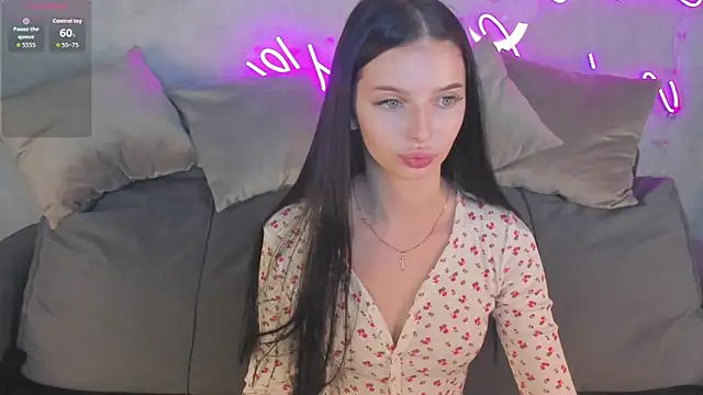 Snapshot of Eva_Mayers chatting on November 2025 12:49:01 AM Eva Mayers online show from November 2025 12:49:01 AM