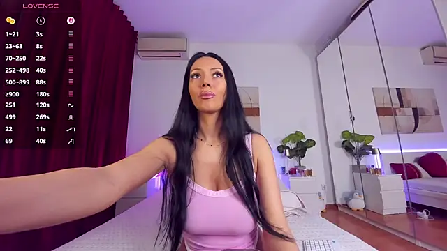 Snapshot of nadeen_na chatting on December 2025 03:29:02 PM nadeen na online show from December 2025 03:29:02 PM