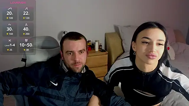 Snapshot of AdeleLaCr0ix chatting on November 2025 11:55:02 AM AdeleLaCr0ix online show from November 2025 11:55:02 AM