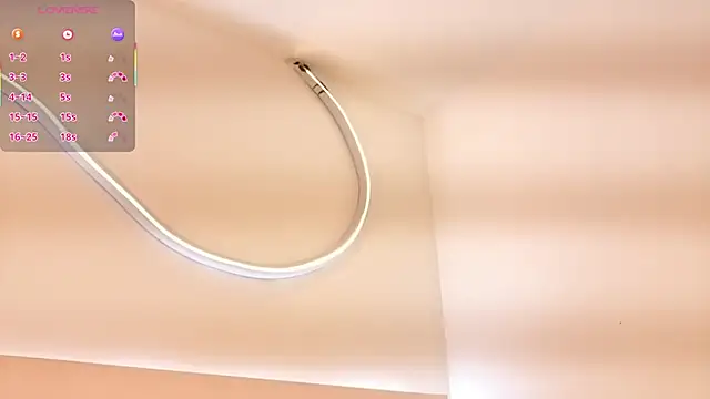 Snapshot of lulu_wonder chatting on December 2025 08:36:02 PM lulu wonder online show from December 2025 08:36:02 PM