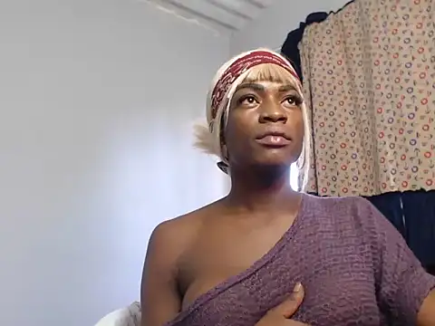 Snapshot of TheXEbonyxxx chatting on November 2025 09:58:01 PM TheXEbonyxxx online show from November 2025 09:58:01 PM