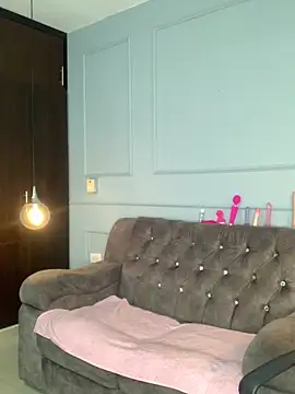 Snapshot of Orianabluee_ chatting on November 2025 03:49:01 AM Orianabluee online show from November 2025 03:49:01 AM