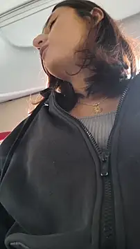 Snapshot of princess_foxxy chatting on November 2025 09:21:02 PM princess foxxy online show from November 2025 09:21:02 PM