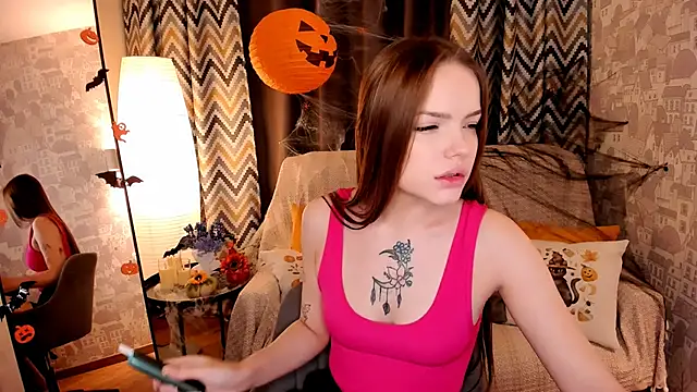 Snapshot of MelissaBell_ chatting on October 2025 01:50:01 AM MelissaBell online show from October 2025 01:50:01 AM