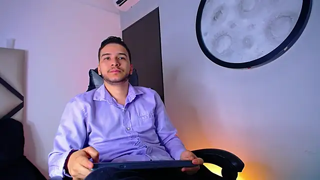 mike 257 online show from December 2025 11:49:02 AM