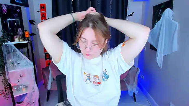 Snapshot of fairy_tara chatting on November 2025 01:35:02 PM fairy tara online show from November 2025 01:35:02 PM