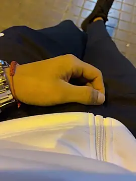 Snapshot of Anaconda_Negra20 chatting on November 2025 08:22:02 PM Anaconda Negra20 online show from November 2025 08:22:02 PM