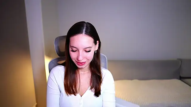 Snapshot of WhyEmmyCry chatting on December 2025 05:59:01 AM WhyEmmyCry online show from December 2025 05:59:01 AM