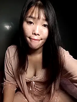 Snapshot of Fish_yellow chatting on October 2025 09:49:01 PM Fish yellow online show from October 2025 09:49:01 PM