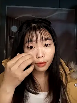 Snapshot of Fish_yellow chatting on November 2025 07:04:01 PM Fish yellow online show from November 2025 07:04:01 PM