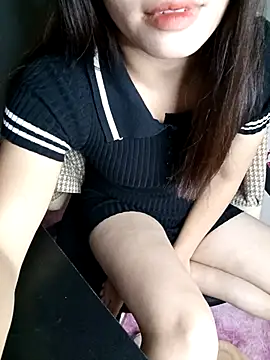 Snapshot of Fish_yellow chatting on November 2025 11:38:02 AM Fish yellow online show from November 2025 11:38:02 AM