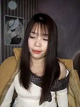 Snapshot of Fish_yellow chatting on November 2025 03:35:01 PM Fish yellow online show from November 2025 03:35:01 PM