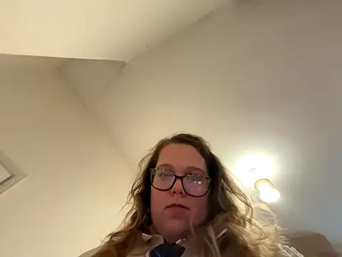 Snapshot of Scarletcum22 chatting on October 2025 10:19:02 AM Scarletcum22 online show from October 2025 10:19:02 AM