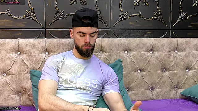 Snapshot of OceannHeart chatting on November 2025 10:02:01 PM OceannHeart online show from November 2025 10:02:01 PM