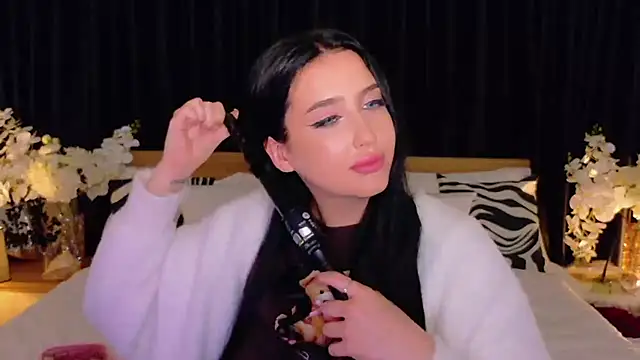 Snapshot of Felicia_Herceg chatting on November 2025 12:57:02 AM Felicia Herceg online show from November 2025 12:57:02 AM