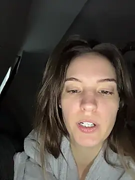 Snapshot of AngieFae_ chatting on December 2025 09:42:02 PM AngieFae online show from December 2025 09:42:02 PM