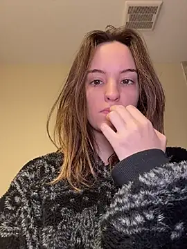 Snapshot of AngieFae_ chatting on December 2025 06:05:01 PM AngieFae online show from December 2025 06:05:01 PM