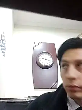 Carriata larry online show from October 2025 02:19:02 AM