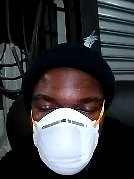 Snapshot of loVbRo1 chatting on November 2025 07:01:02 PM loVbRo1 online show from November 2025 07:01:02 PM