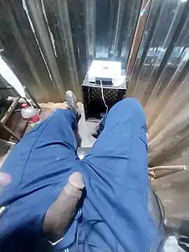 Snapshot of loVbRo1 chatting on December 2025 11:25:02 PM loVbRo1 online show from December 2025 11:25:02 PM