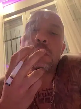 Snapshot of gitanoMad chatting on November 2025 02:39:02 AM gitanoMad online show from November 2025 02:39:02 AM