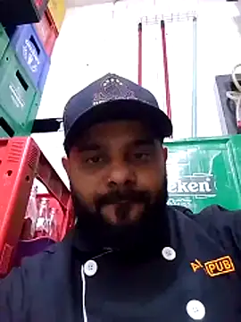 Snapshot of Sfdocom chatting on November 2025 10:03:02 PM Sfdocom online show from November 2025 10:03:02 PM